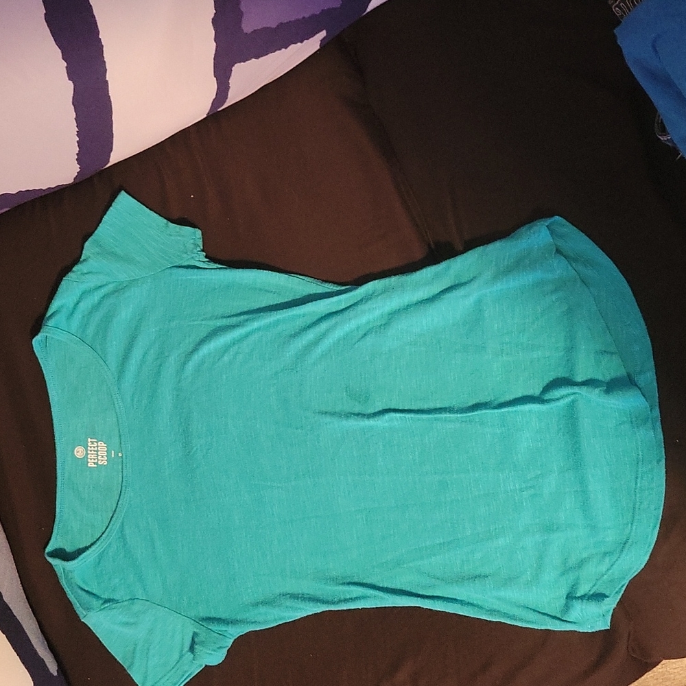 XS t-shirt
